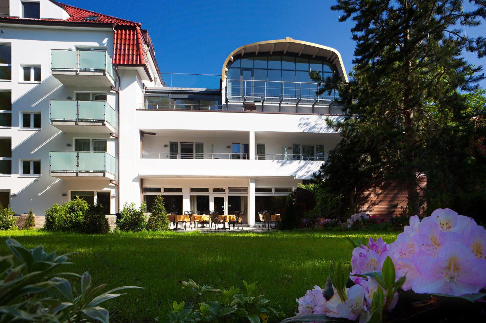 Ringhotel Strandblick Ostseebad Kühlungsborn Esterno foto